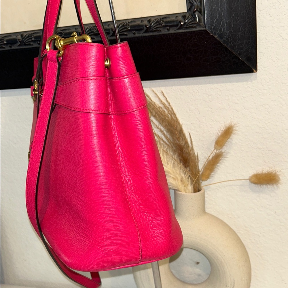 Gucci Red bright bite Leather Tote Bag authentic +certificate of authenticity - Picture 4 of 17